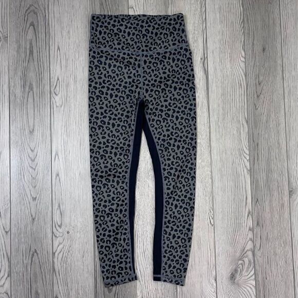 All Fenix Charcoal Cheetah Size S High Rise Jagger Athletic Workout 7/8 Leggings - Picture 9 of 15
